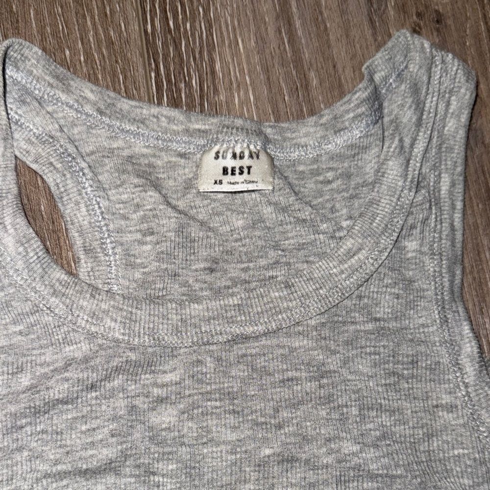Sunday Best Heather Gray Ribbed Crop Top - Picture 2 of 3